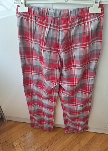 LC Waikiki LC Waikiki Ekose Kadın alt pijama kırmızı neden Simon