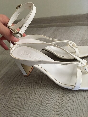 Topuklu sandalet - Görsel 7