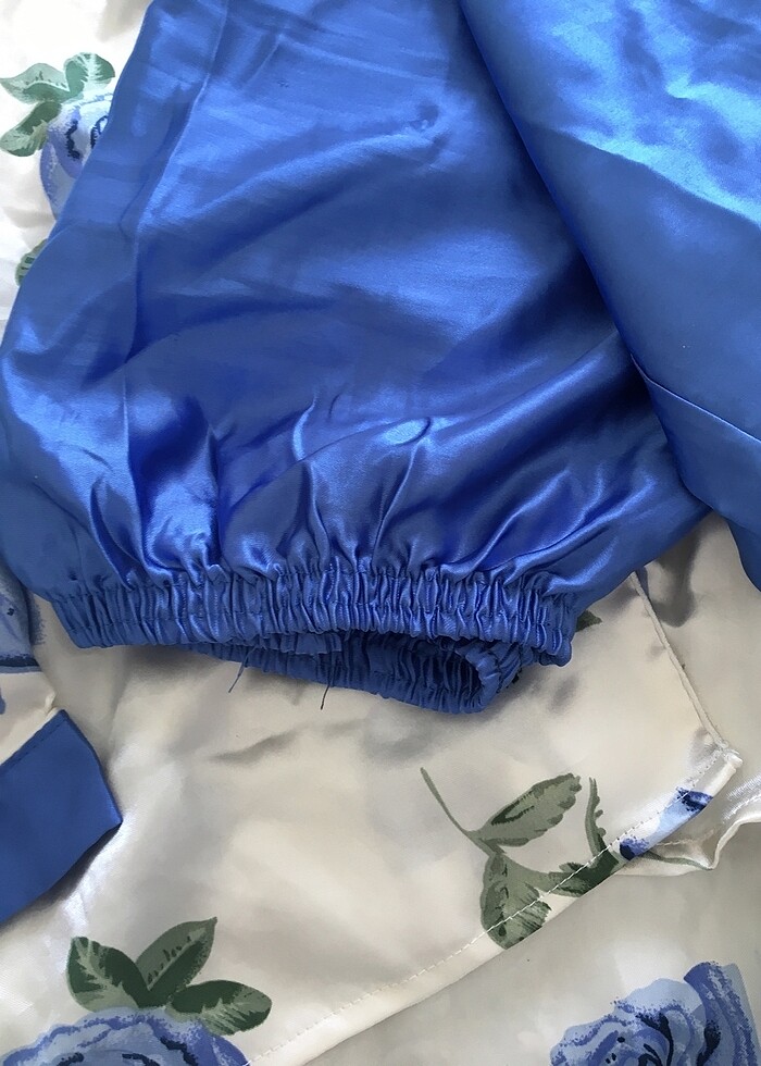 Saten pijama takımı - Görsel 4