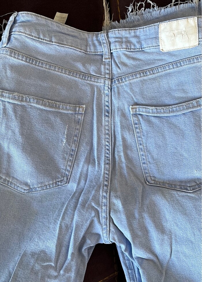 Zara paçası yırtmaç jean - Görsel 4