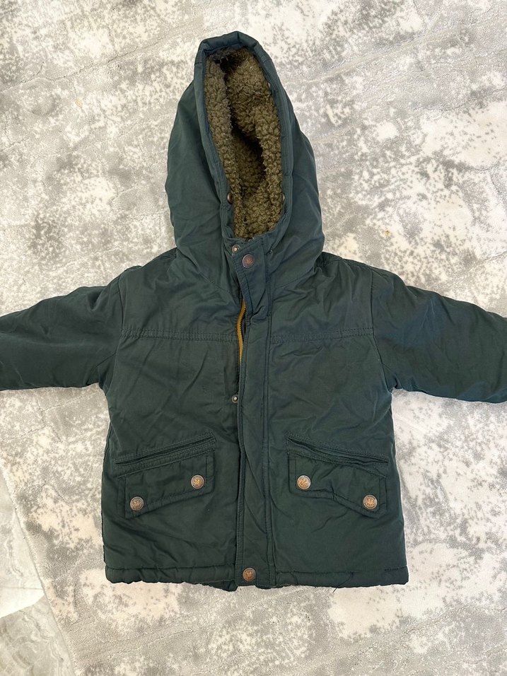 Zara Erkek Çocuk Kapüşonlu Koyu Yeşil Mont - Görsel 2