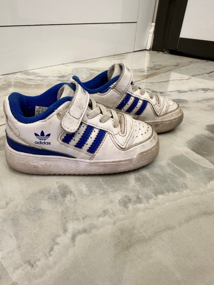 Erkek Çocuk Beyaz Adidas Spor Ayakkabı - Görsel 2