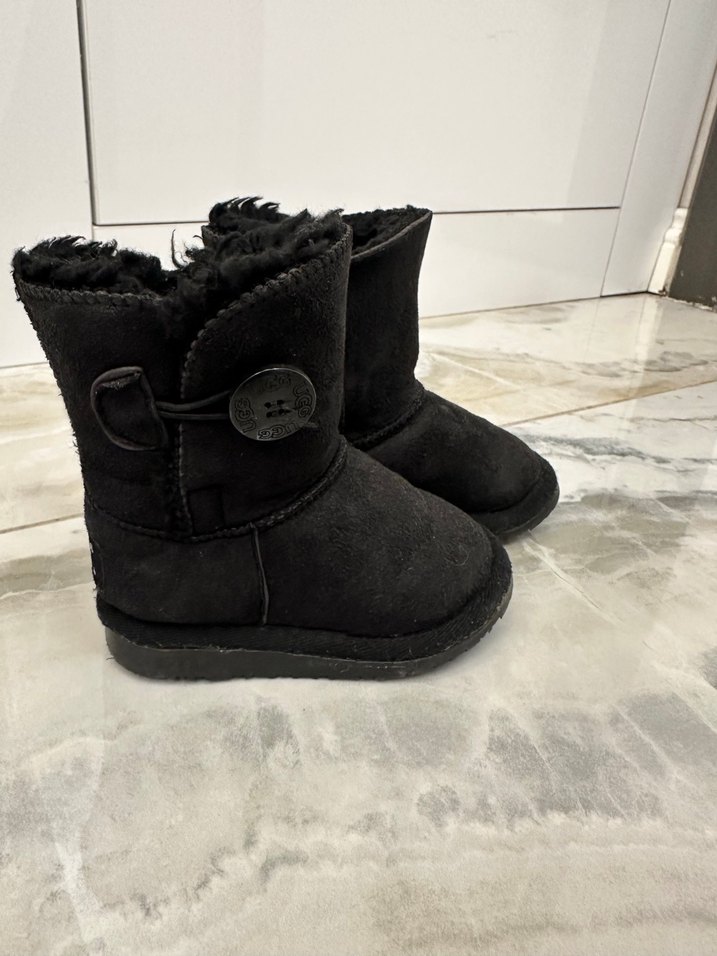 Unisex Siyah Düğmeli Ugg - Görsel 2