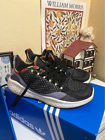 adidas spor ayakkabı çok rahat