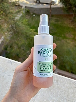 Marıo badescu