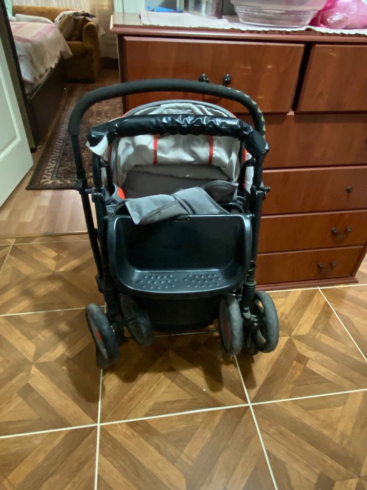 Gri-Kırmızı Bebek Arabası - Görsel 5