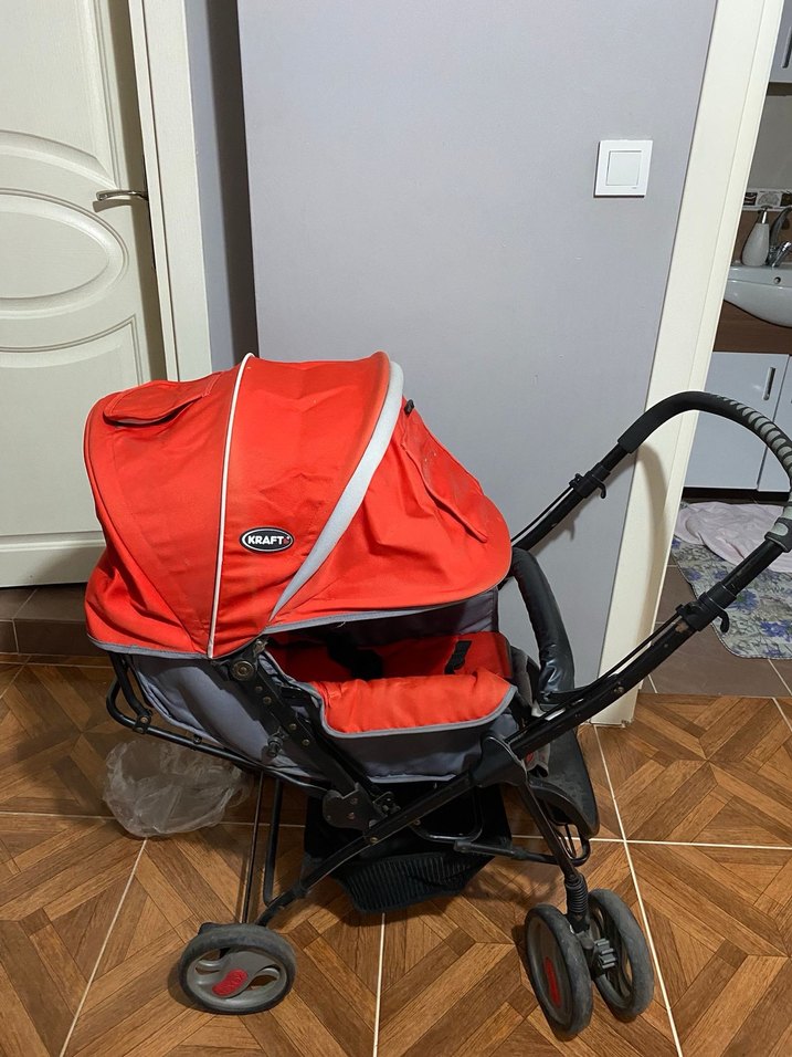 Gri-Kırmızı Bebek Arabası - Görsel 4