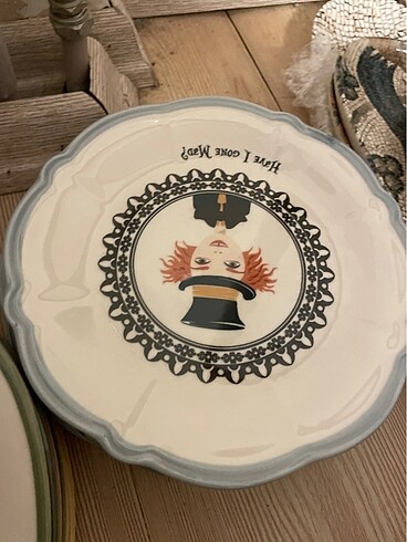 12 parça çeşitli desenli yemek takımı