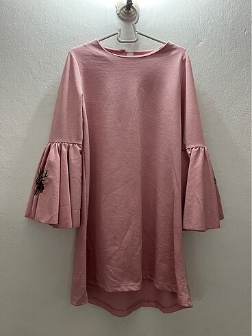 Pembe tunik