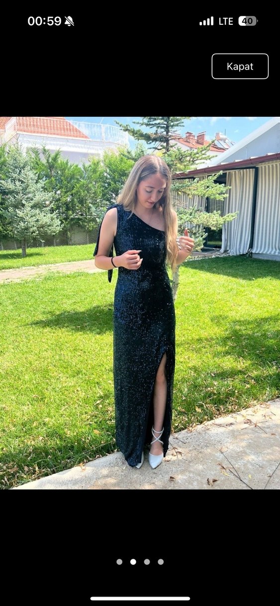 Siyah Parlak Yılan Desenli Uzun Abiye Elbise - Görsel 3