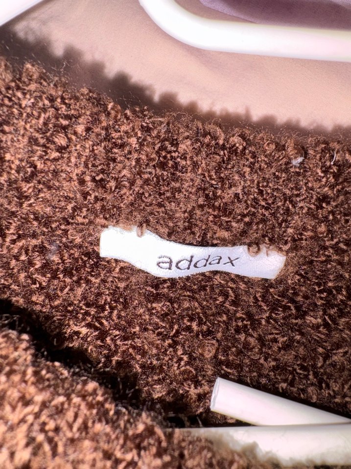 Düğmeli Kahverengi Kadın Hırka - Görsel 2