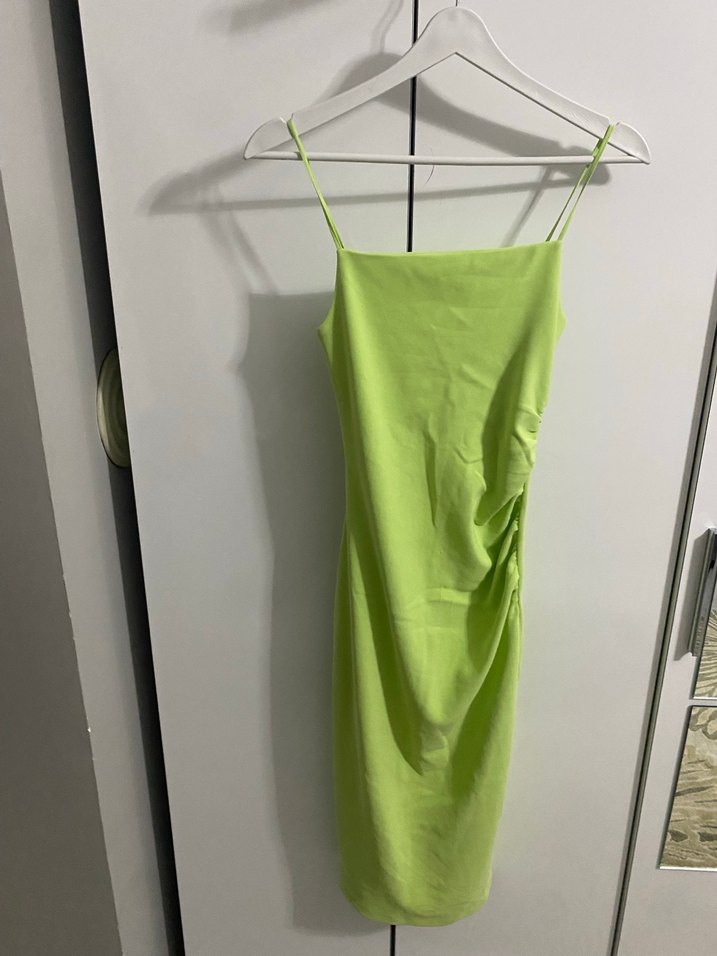 Yeşil İnce Askılı Midi Elbise - Görsel 2