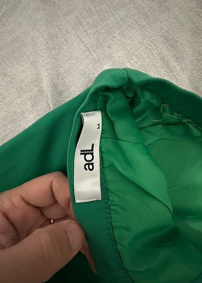 Adl mini etek - Görsel 3