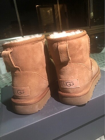 36 Beden Ugg bot