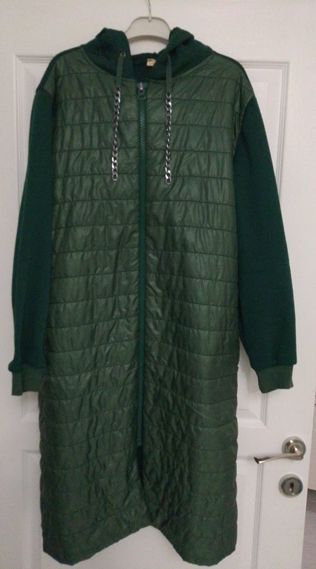 Zincir Detaylı Uzun Yeşil Kapüşonlu Kadın Ceket - Görsel 2