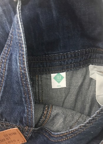 Erkek Çocuk Lacivert Denim Askılı Tulum - Görsel 4