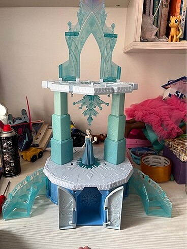 Beden Şato #Elsa #Frozen