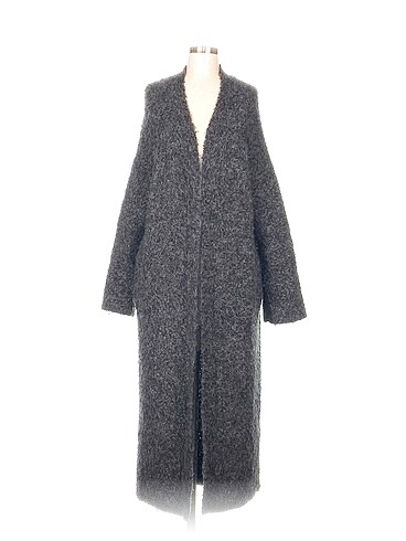 Bershka Hırka %70 İndirimli.
