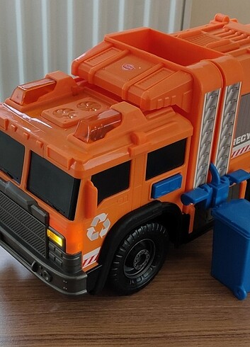  Beden Renk Dickie Toys 