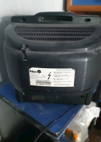 Siyah CRT televizyon - Görsel 3