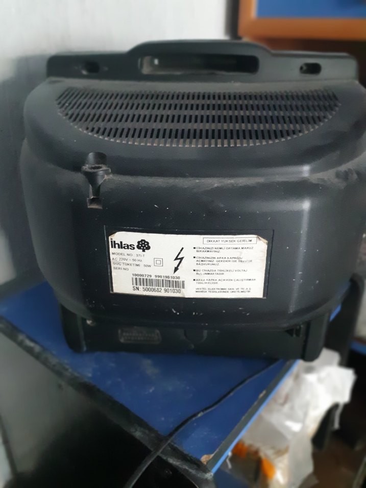 Siyah CRT televizyon - Görsel 3