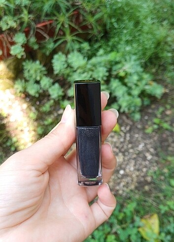 Beden Chanel likit far