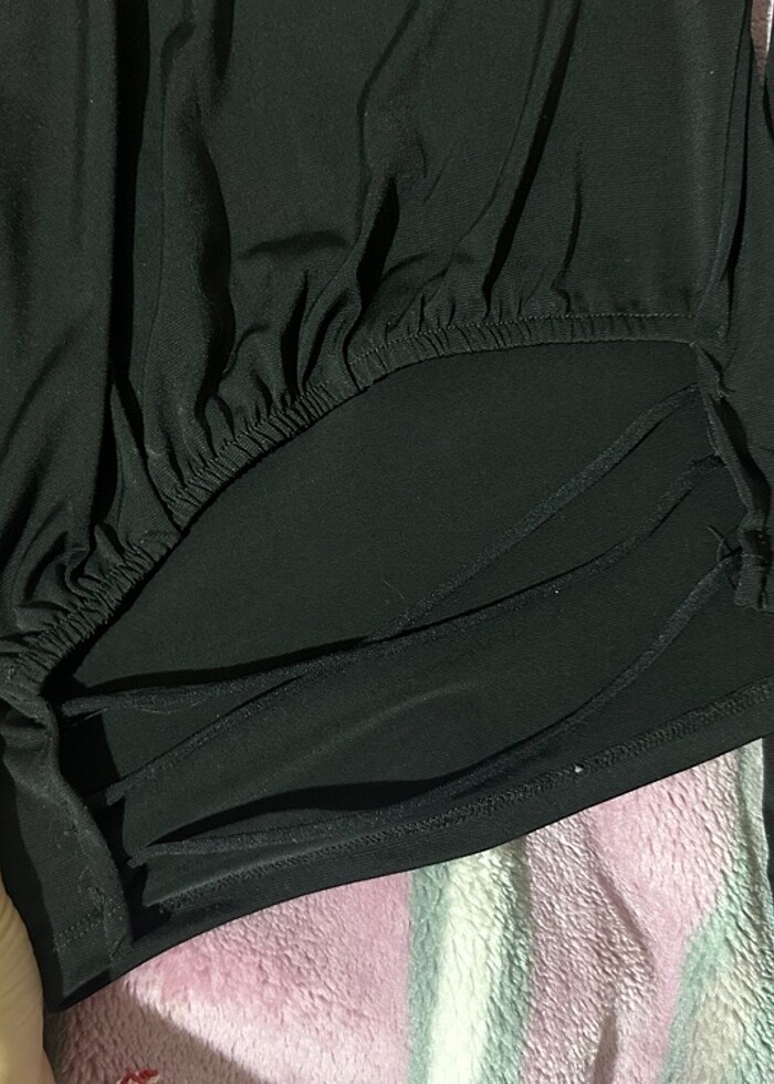 Arka dekolteli crop - Görsel 3