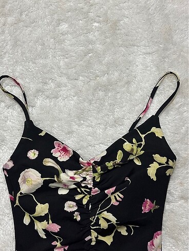 H&M Çiçekli crop