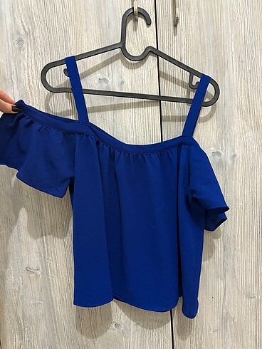 m Beden Yazlık askılı bluz saks mavi