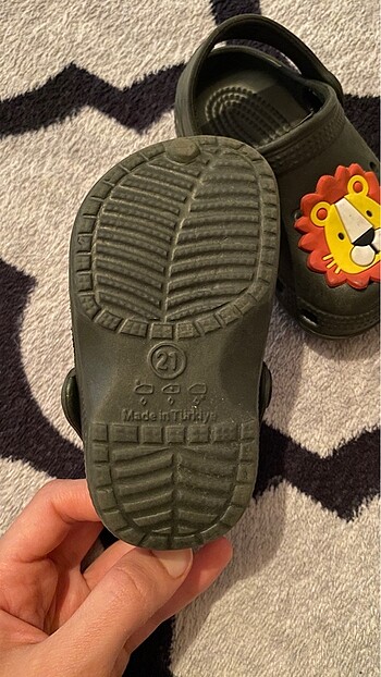 21 Beden 21 numara erkek bebek crocs