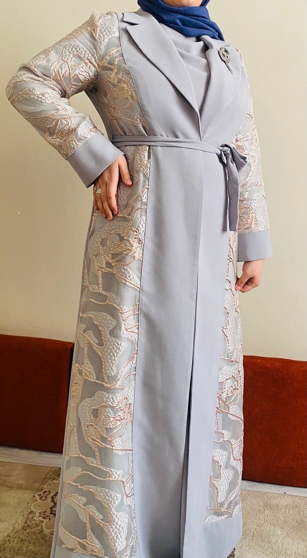 Dantel işlemeli uzun gri klasik kadın şık  Abaya - Görsel 4