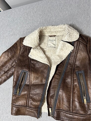 s Beden Pull and bear mont