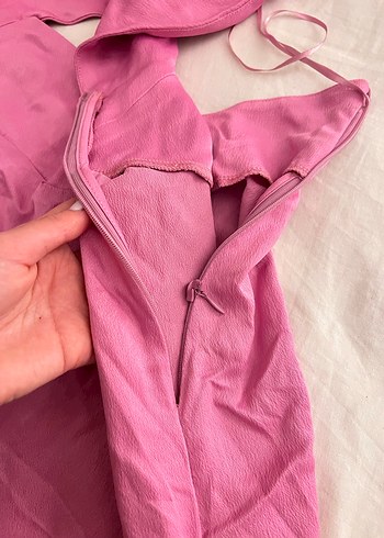 BERSHKA sırt dekolteli saten elbise - Görsel 8