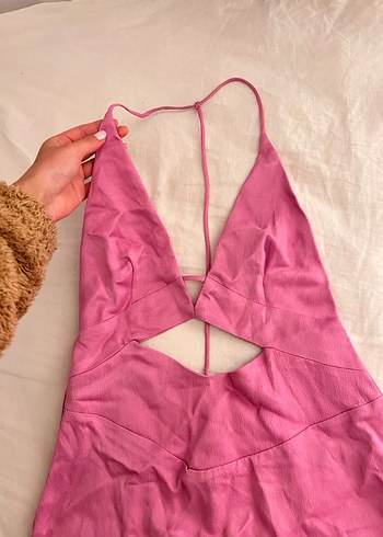 BERSHKA sırt dekolteli saten elbise - Görsel 10