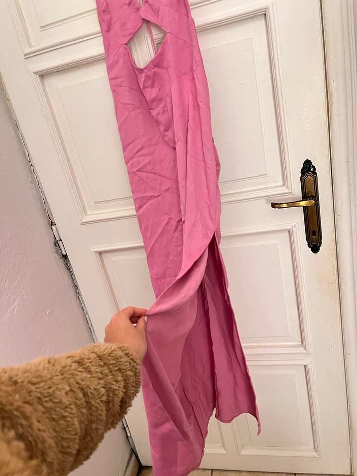 BERSHKA sırt dekolteli saten elbise - Görsel 3