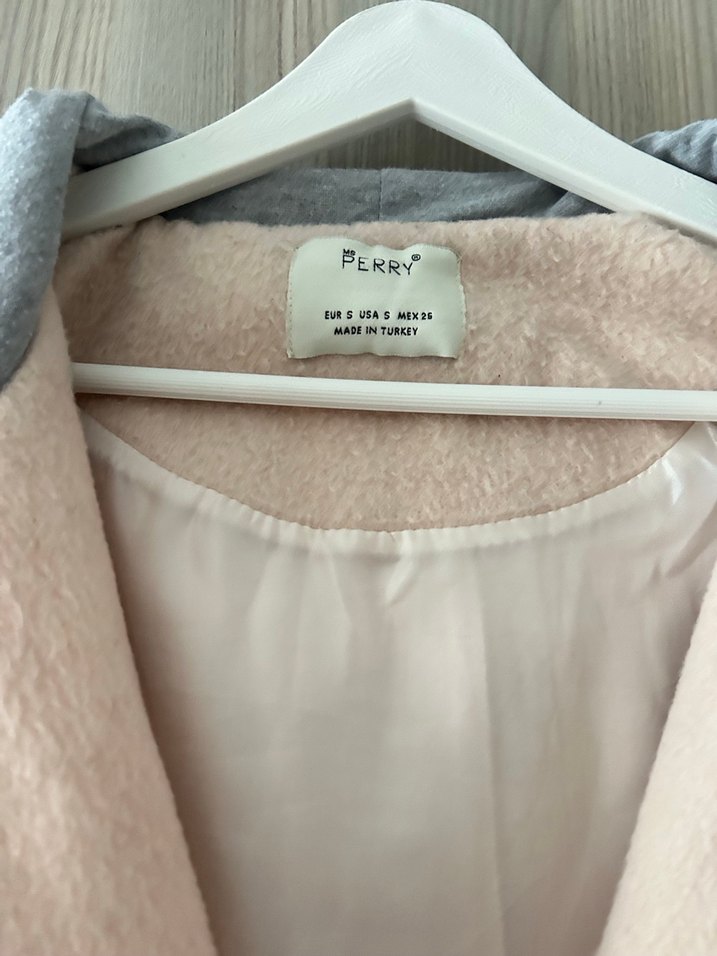 Bej Düğmeli Kapüşonlu Kaban - Görsel 2