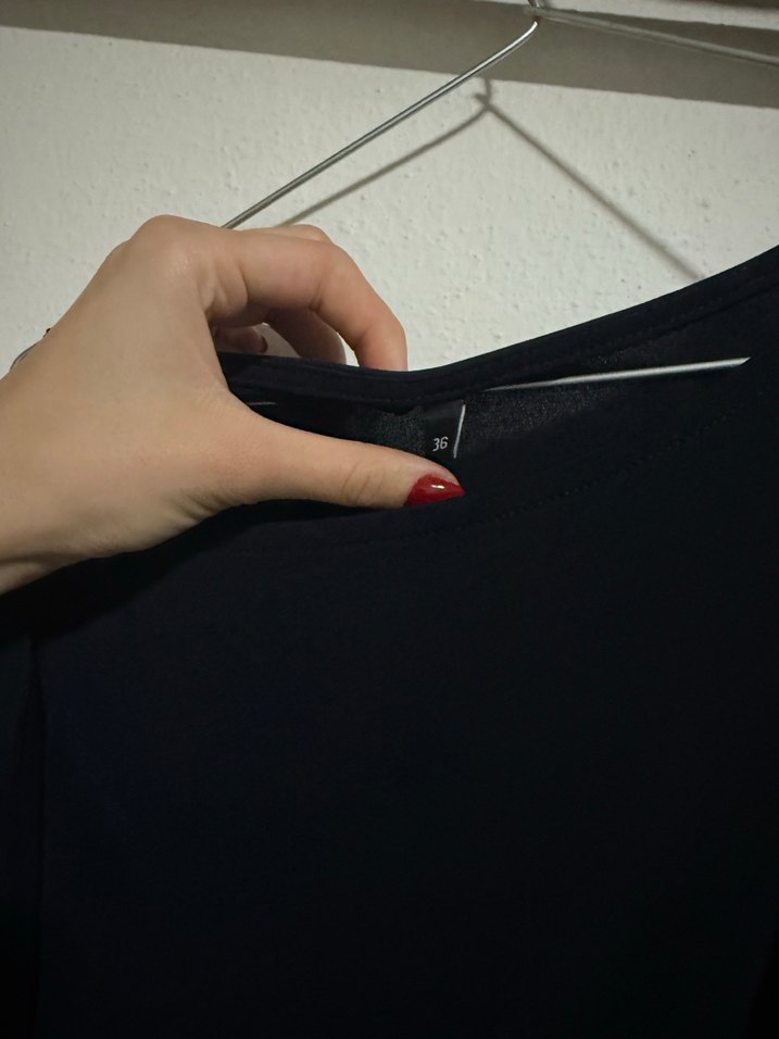 Lacivert Kol Detaylı Uzun Elbise - Görsel 3