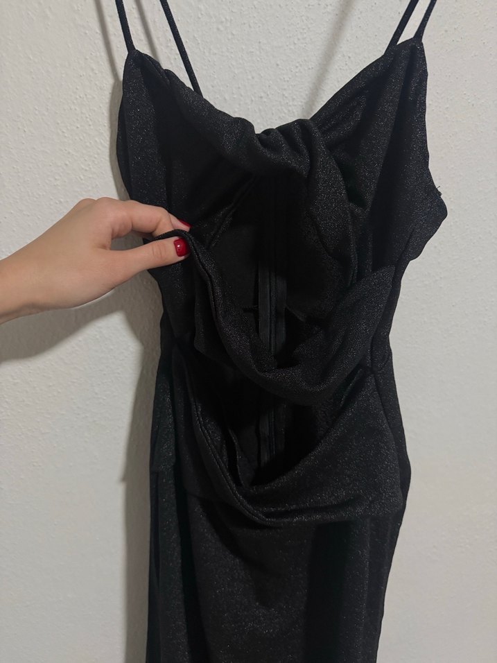 Siyah Yaka Detaylı Uzun Abiye Elbise - Görsel 3