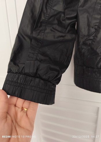 Kadın Yağmurluk - Görsel 3