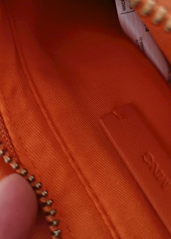 Turuncu Zincir Detaylı Deri Kadın Çanta - Görsel 2