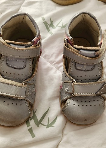 Gri Erkek Bebek İlk Adım Ayakkabısı Velcro - Görsel 4