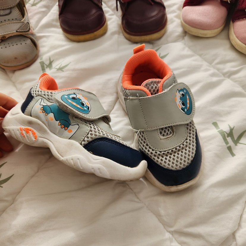 Gri Erkek Bebek İlk Adım Ayakkabısı Velcro - Görsel 2