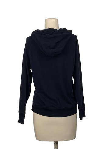 m Beden Gap Sweatshirt %70 İndirimli.