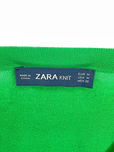 m Beden yeşil Renk Zara T-shirt %70 İndirimli.