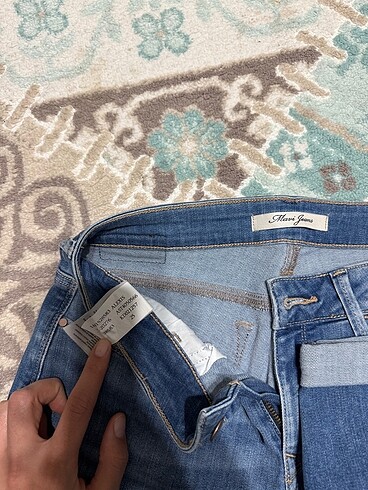 26 Beden Mavi jeans kot şort