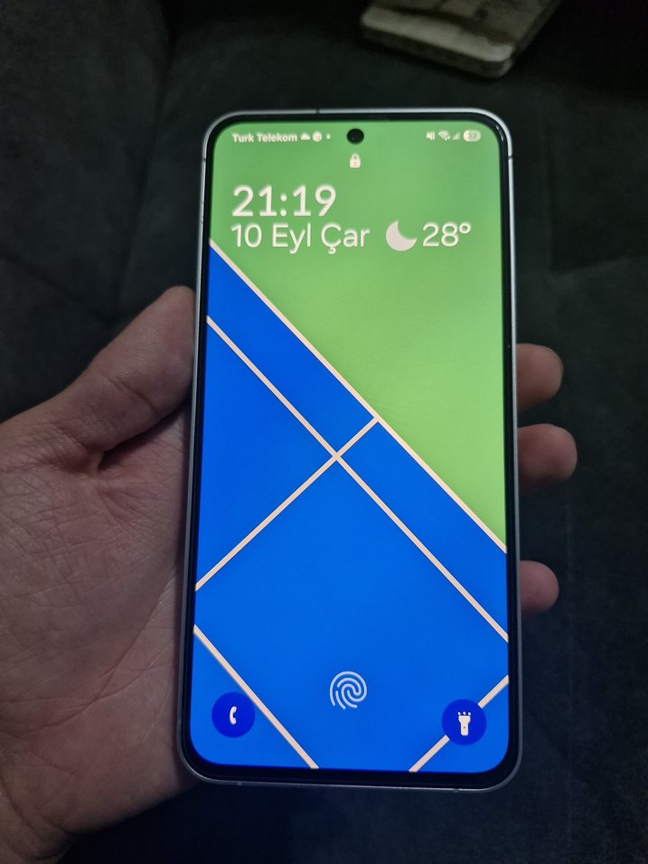 Samsung Galaxy S24 FE - Görsel 4
