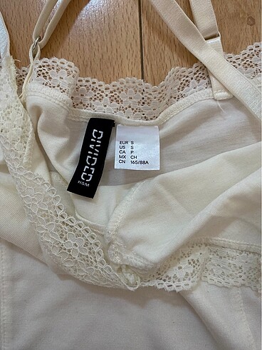 H&M H&M dantelli büstiyer crop