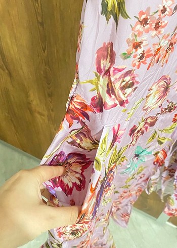 Uzun, bol kesim, mor çiçekli kimono - Görsel 4