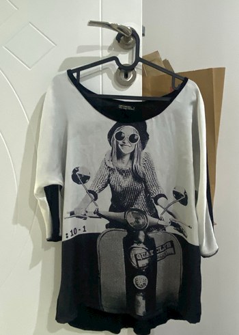 Gri Baskılı Kadın Biker Tişört - Görsel 4