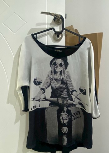 Gri Baskılı Kadın Biker Tişört - Görsel 2